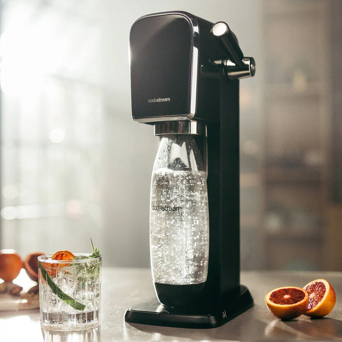 The NEW SodaStream ART Sparkling Water Maker Family Pack 2xCO2 cylinder 5xCarbonating Bottles