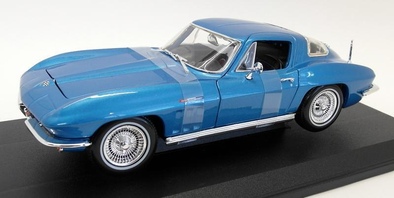 Special Edition Model Car Coupe 1:18 Maisto 1965 Chevrolet Corvette Blue Diecast Model