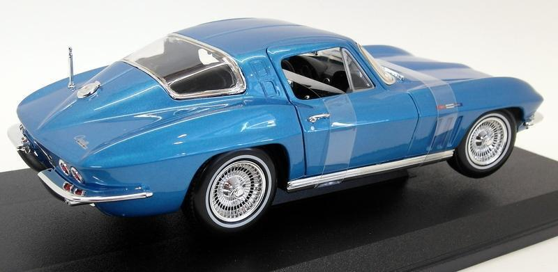 Special Edition Model Car Coupe 1:18 Maisto 1965 Chevrolet Corvette Blue Diecast Model