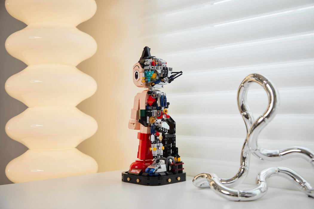 Pantasy Astro Boy Mechanical Clear Version 86212 1250pcs Collectible Block Kit