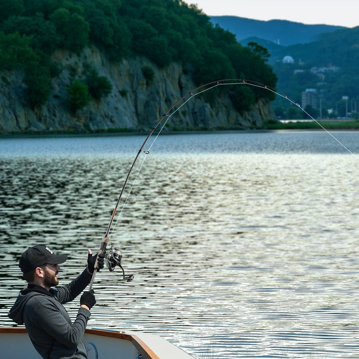 VEVOR Rod and Fishing Reel Combo, IM6 Fiberglass & Carbon Fiber Spinning Rod and Reel Combo, Bass Fishing Pole with 2m Two-Piece Rods, 6+1 Ball Bearings, Stainless Steel Guides with Ceramic Rings