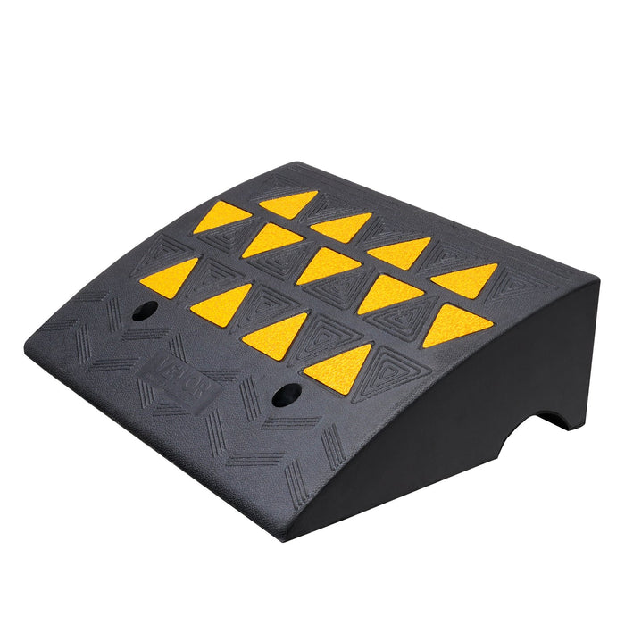 VEVOR Rubber Curb Ramp 15.2 cm Rise Height Sidewalk Curb Ramp, 37 cm Width 49.1 cm Length Driveway Ramp for Curb, 15T Heavy Duty Rubber Ramp for Forklifts, Trucks, Buses, Cars, Wheelchairs, Bikes