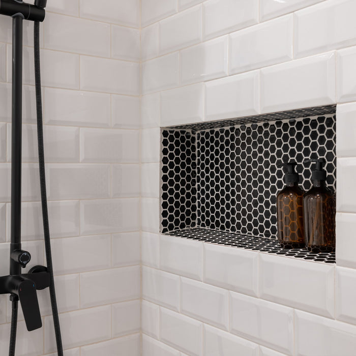 VEVOR Shower Niche 40.6 x 71.1 x 10.2 cm Recessed Wall Shelf for Bathroom