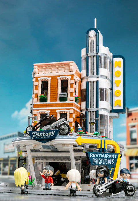 Pantasy Retro Motorcycle Restaurant Building Block Construction Set DIY Model