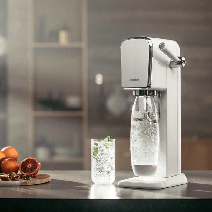 The NEW SodaStream ART Sparkling Water Maker Family Pack 2xCO2 cylinder 5xCarbonating Bottles