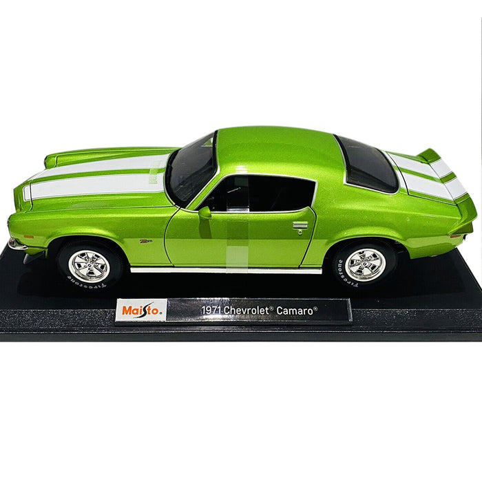 Maisto 1:18 Scale Metallic Diecast With Plastic Part Car Model 1971 Chevrolet Camaro Green